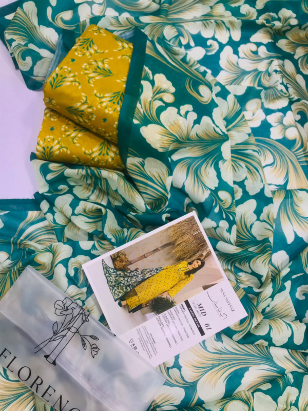 Golden Emerald by Sana Safinaz- Lawn Spring and Summer 3Pc Suit - Image 3